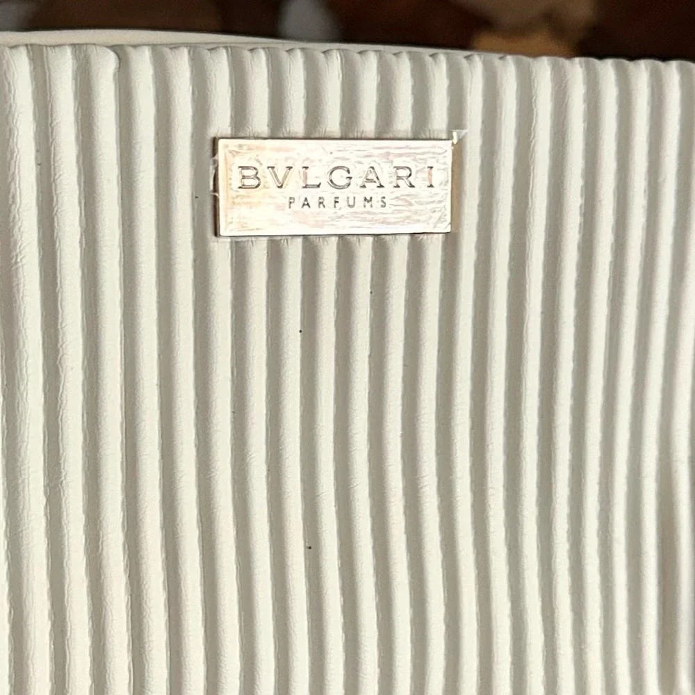 BVLGARI Cream Ivory Ribbed Cosmetic Zip Travel Luxury Pouch